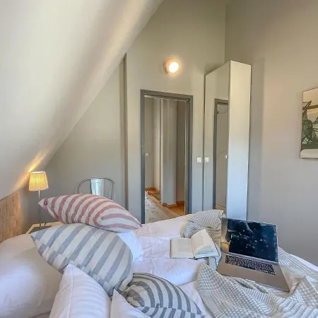 Traumhaff - Strandhaus Am Achterwasser. Design Und Kunst Auf Usedom, Mit Kamin Und Sauna * Quilitz