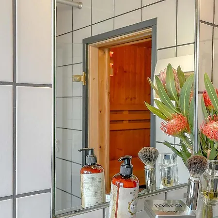 Traumhaff - Strandhaus Am Achterwasser. Design Und Kunst Auf Usedom, Mit Kamin Und Sauna Holiday home *