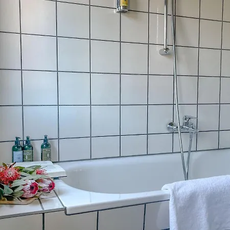 Traumhaff - Strandhaus Am Achterwasser. Design Und Kunst Auf Usedom, Mit Kamin Und Sauna Holiday home Quilitz