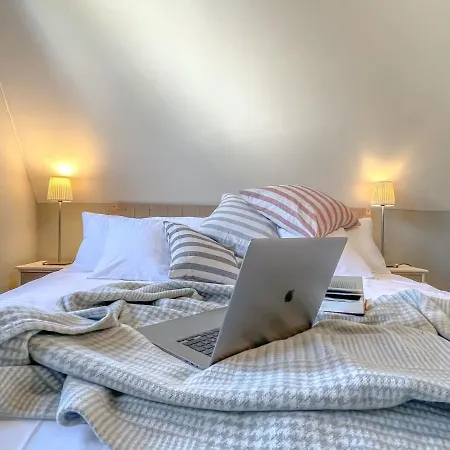 Traumhaff - Strandhaus Am Achterwasser. Design Und Kunst Auf Usedom, Mit Kamin Und Sauna *